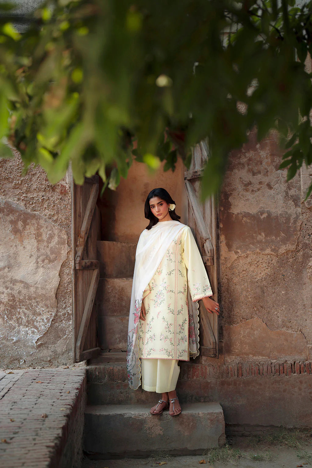 Rumi Summer Lawn - Image 4