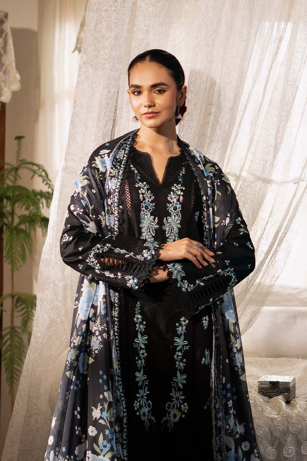 Sajni Lawn Collections - Image 3