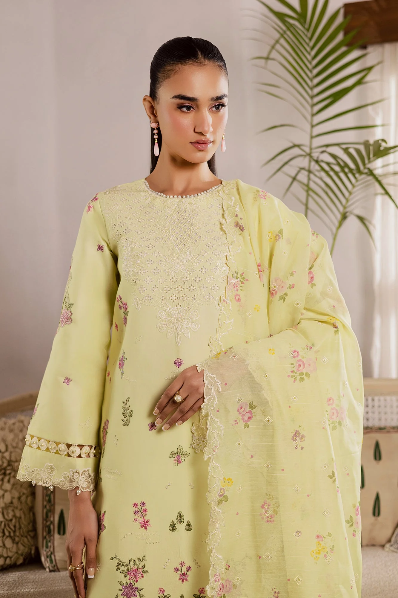 selene premium festive lawn - Image 4