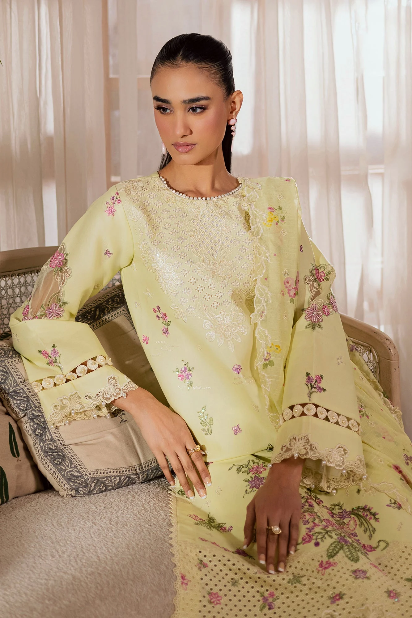 selene premium festive lawn - Image 5