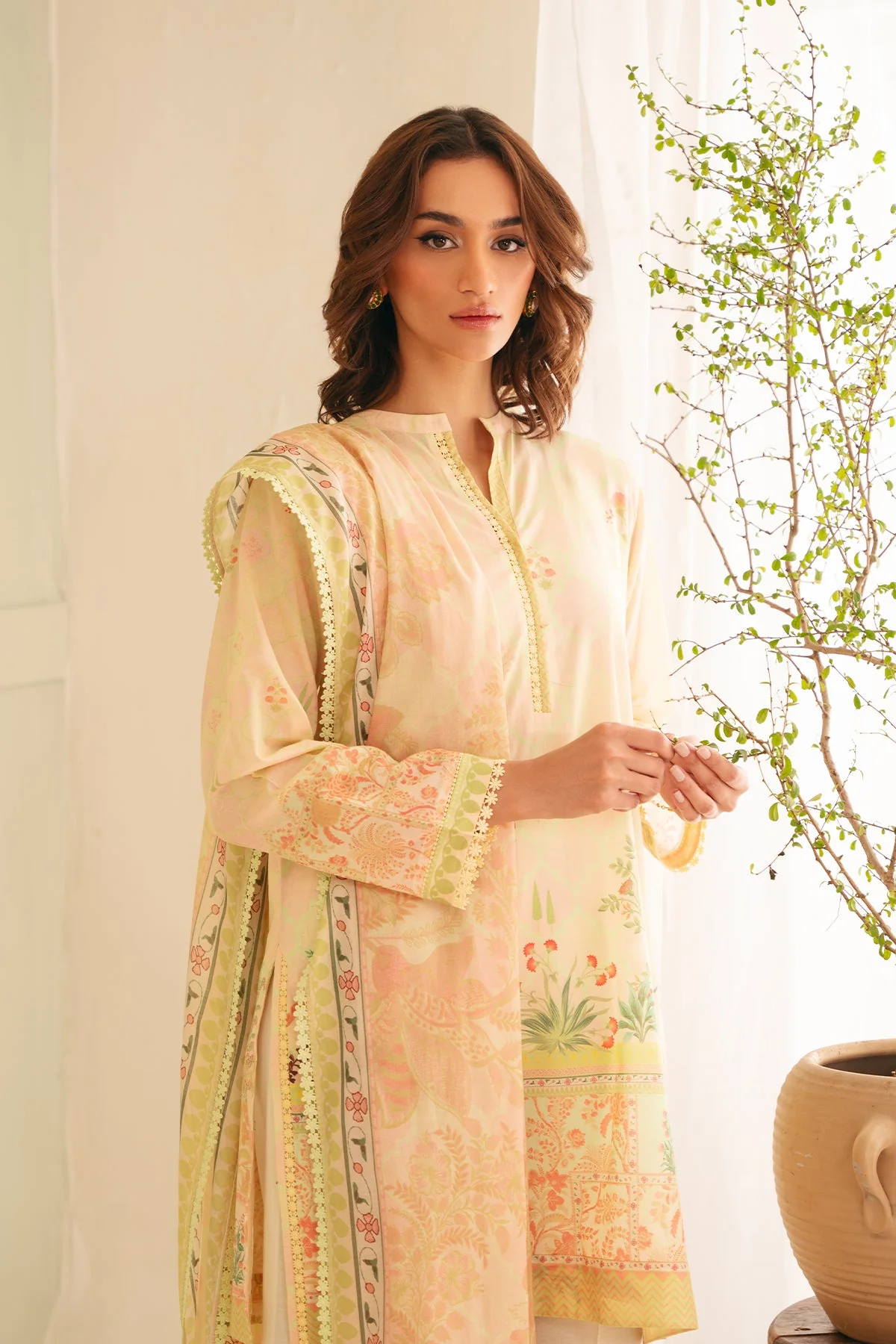 SELENE PRINTED LAWN - Image 3