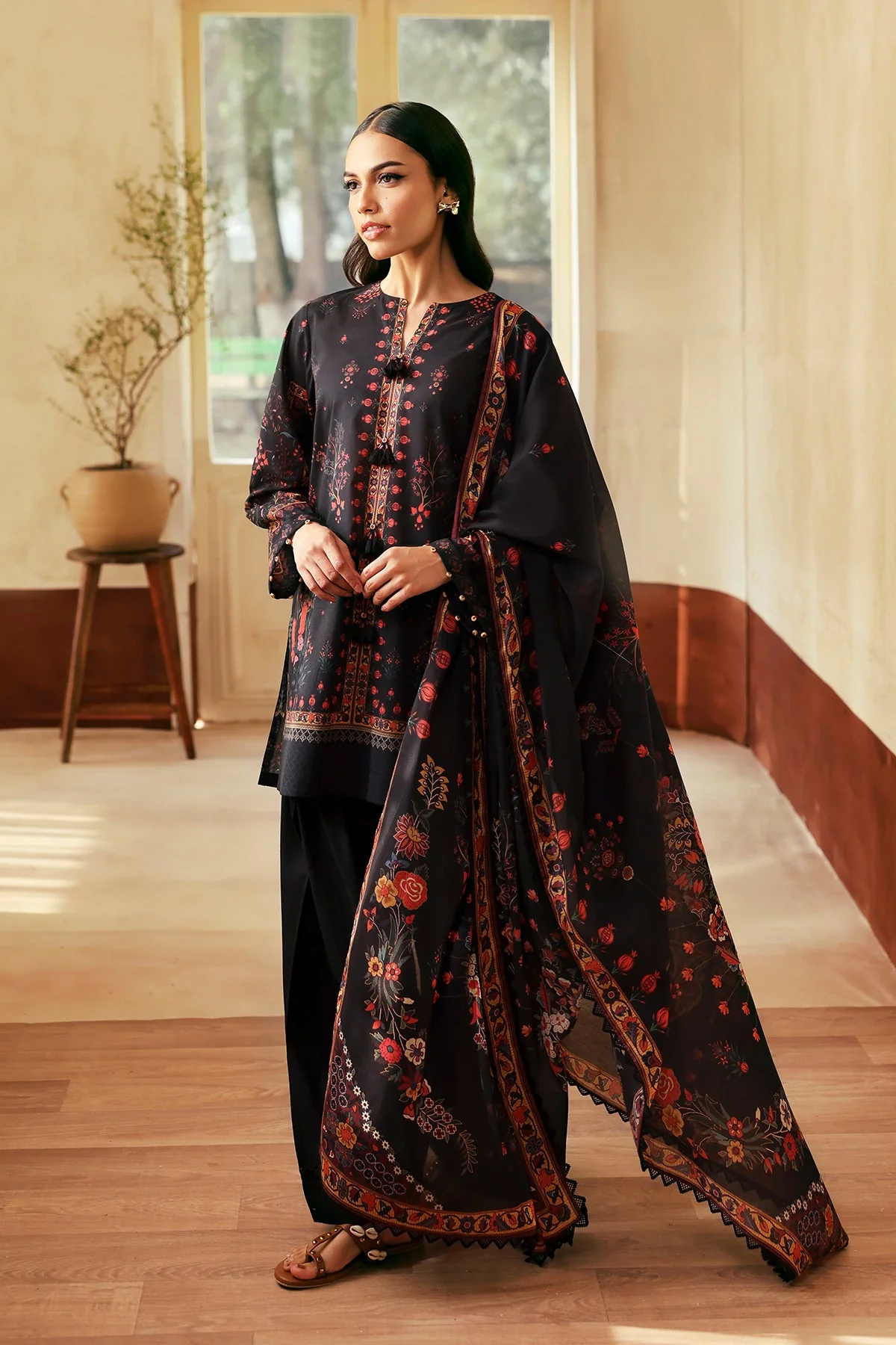 SELENE PRINTED LAWN - Image 3