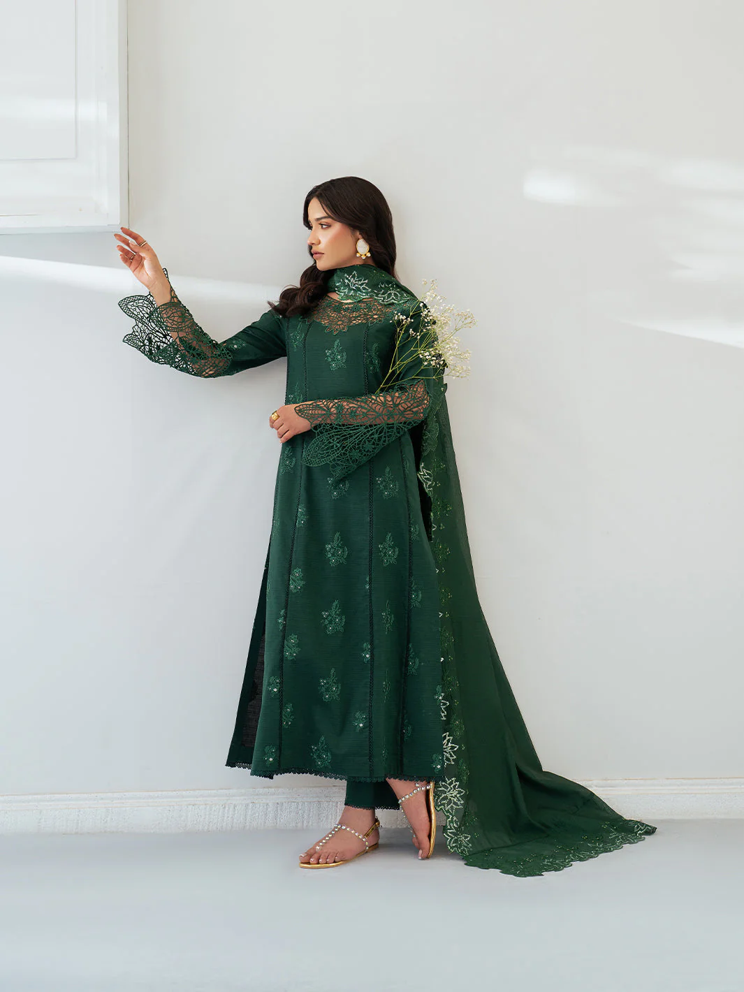 Sera Lawn Unstitched 3 PC - Image 6