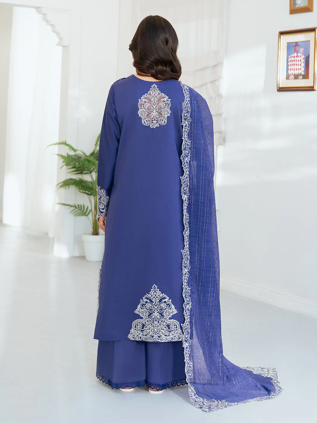 Sera Lawn Unstitched 3 PC - Image 2