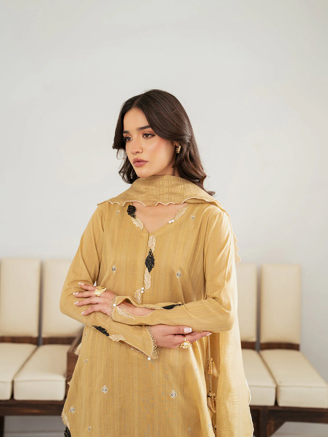 Sera Lawn Unstitched 3 PC - Image 3