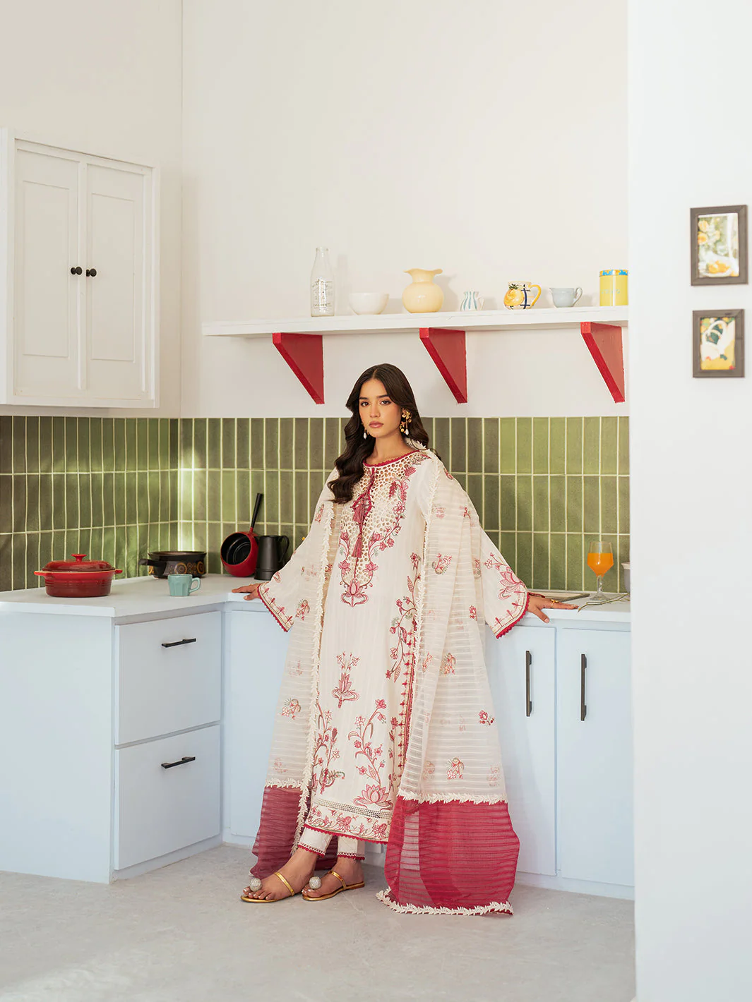Sera Lawn Unstitched 3 PC - Image 9