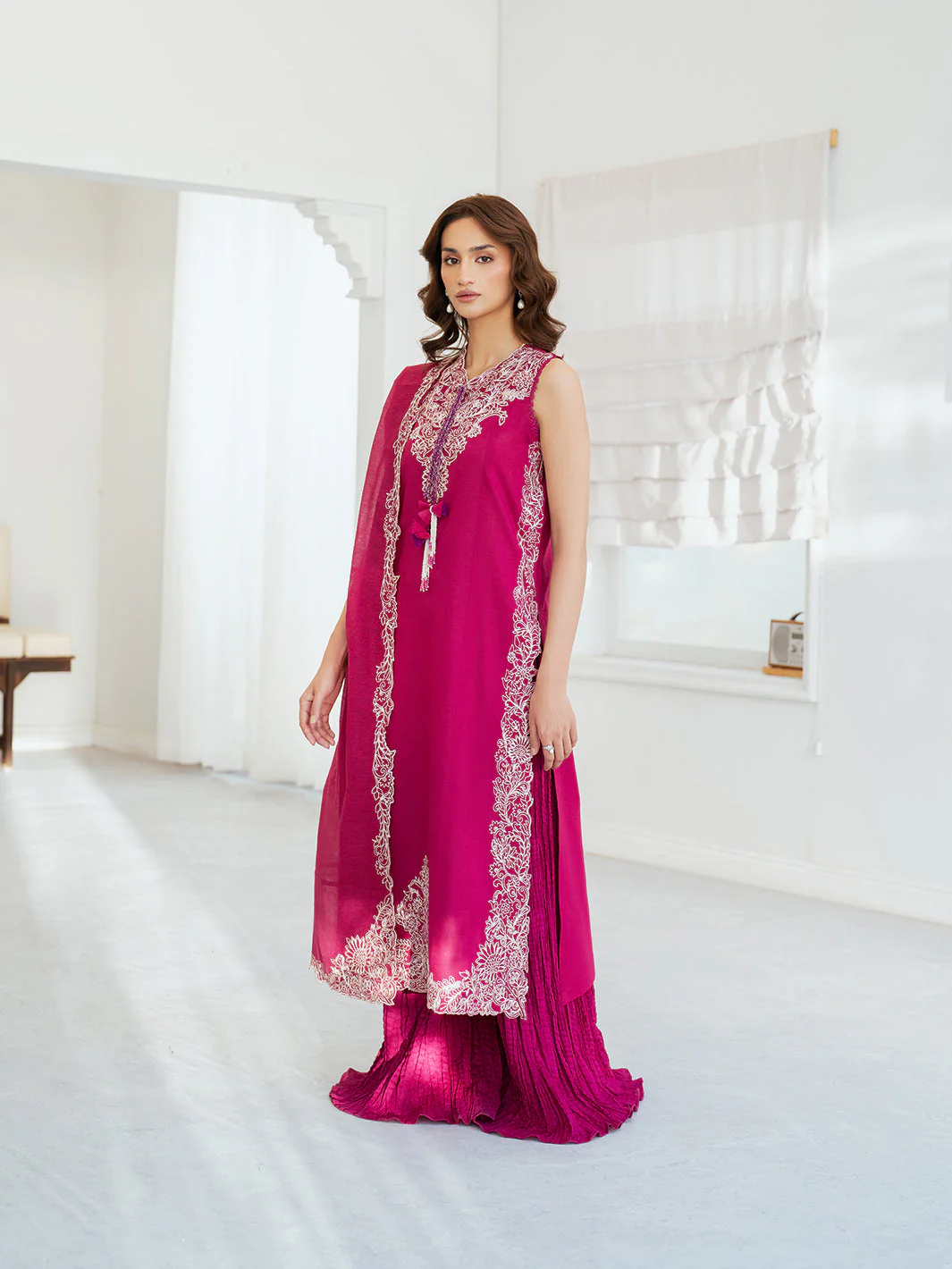 Sera Lawn Unstitched 3 PC - Image 8