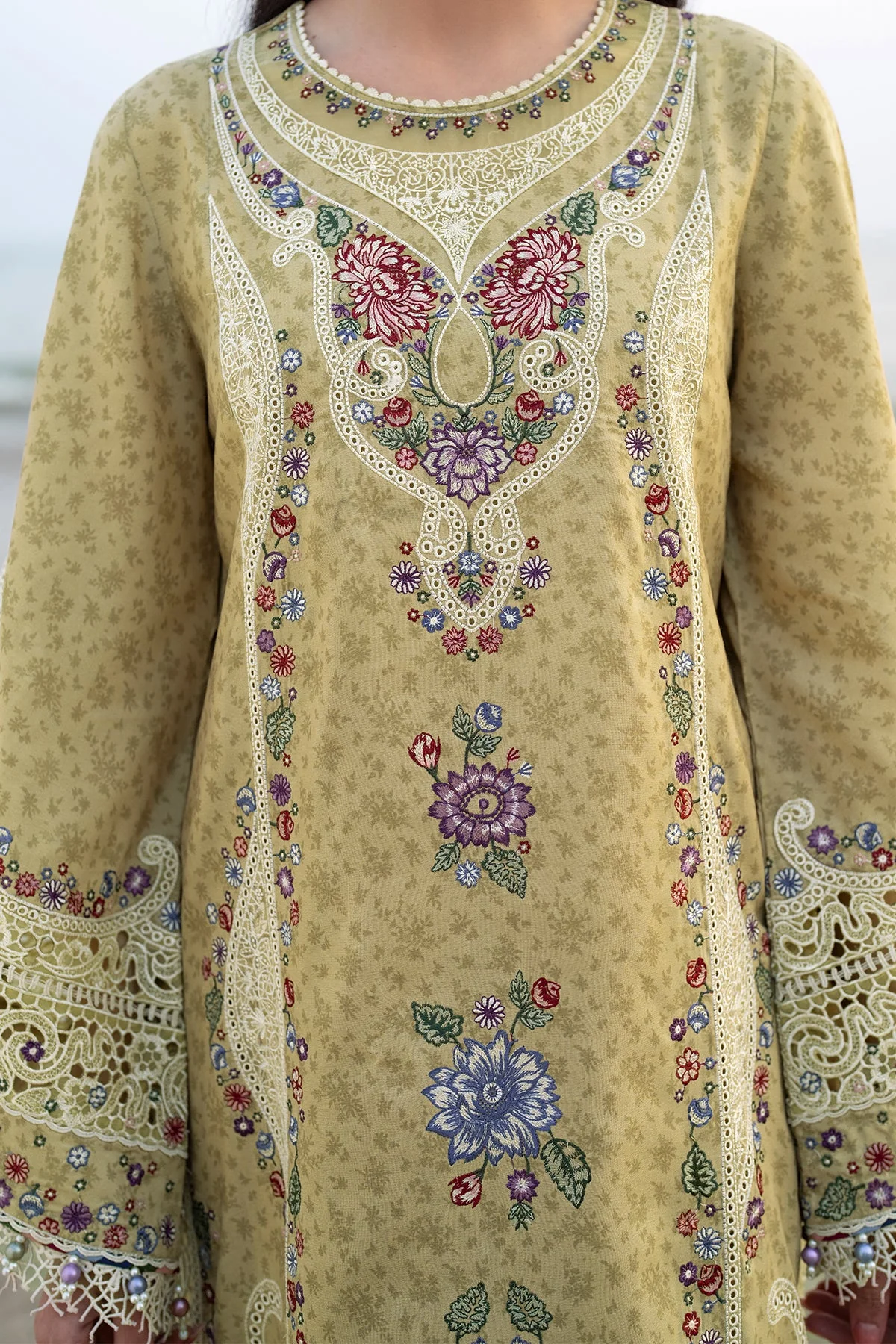Shahkaar Embroidered Luxury Lawn - Image 3