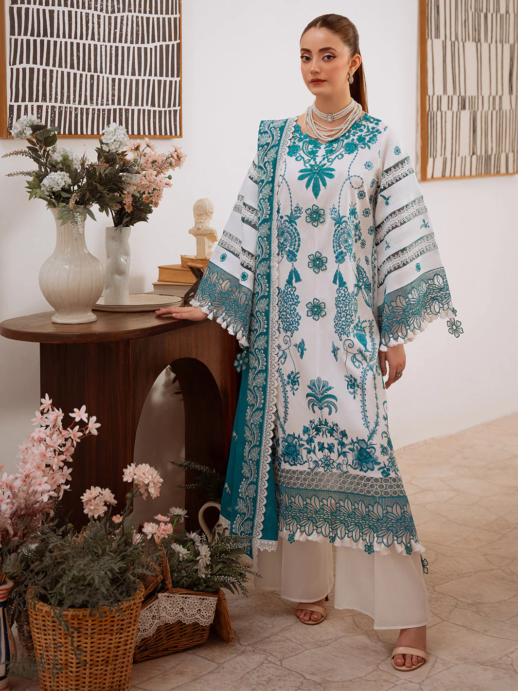 Shanaya Luxury Lawn - Image 2