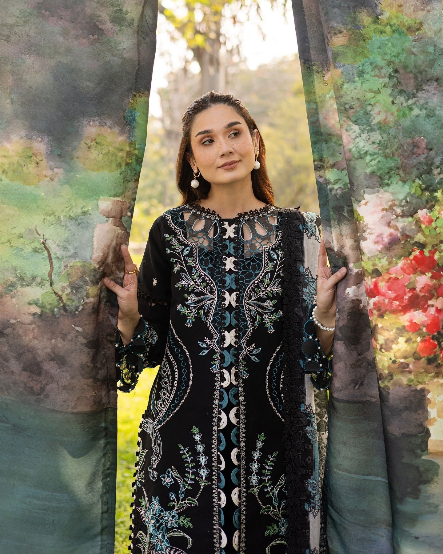 Shangrila Luxury Lawn - Image 3