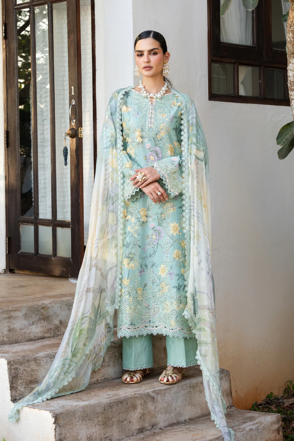 SHEZLIN CHIKANKARI EDIT - Image 3