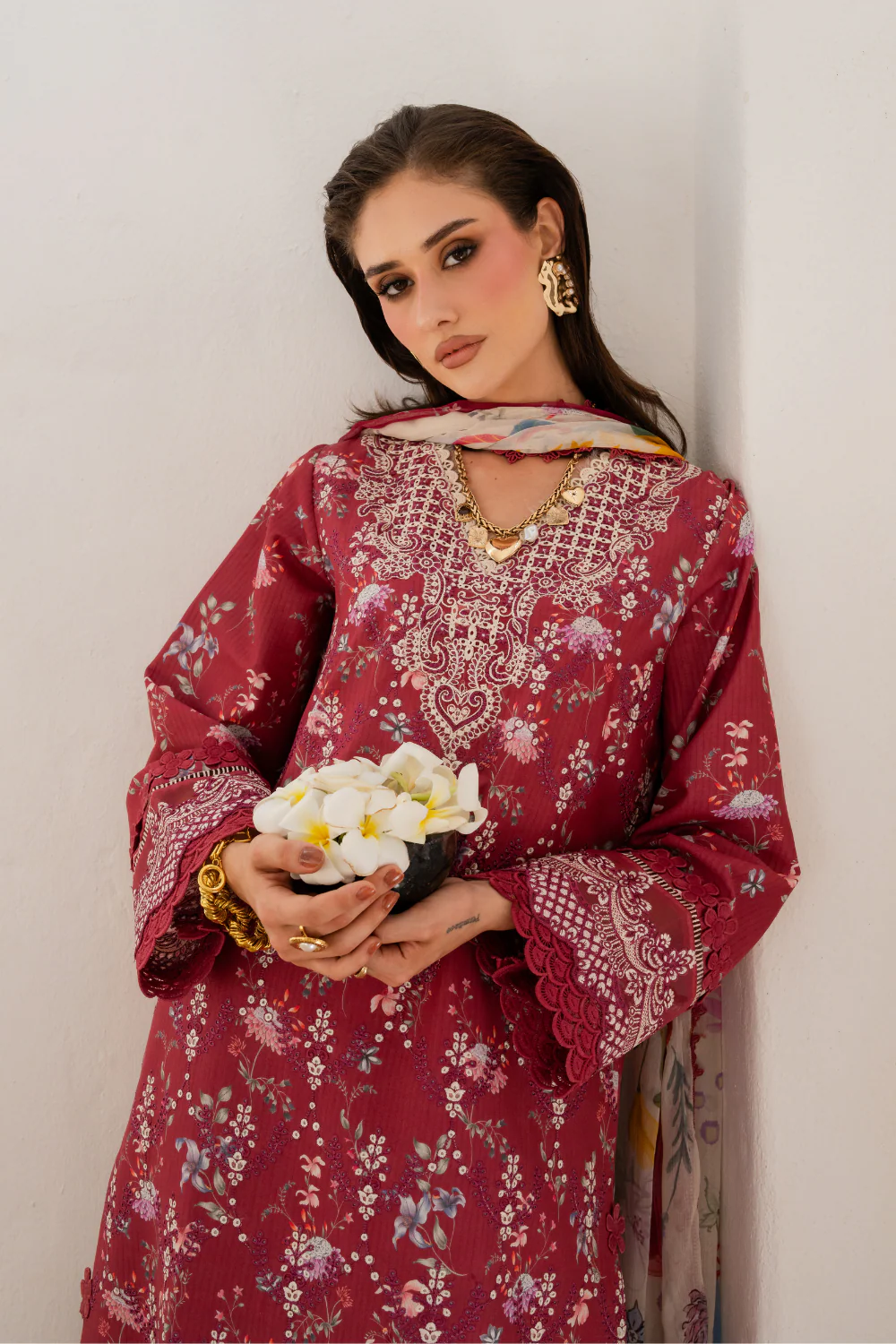 SHEZLIN CHIKANKARI EDIT - Image 4