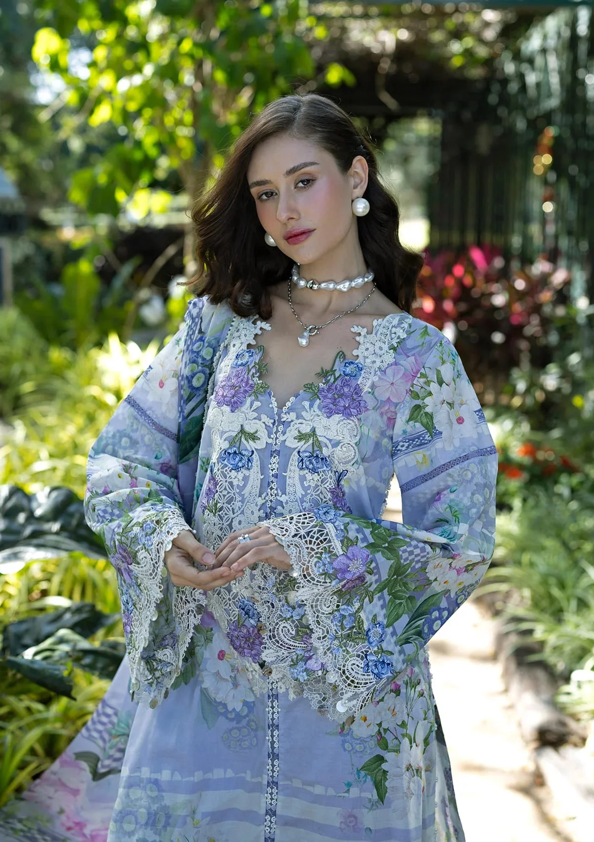 SIGNATURE - EMBROIDERED PRINTS COLLECTION - Image 4