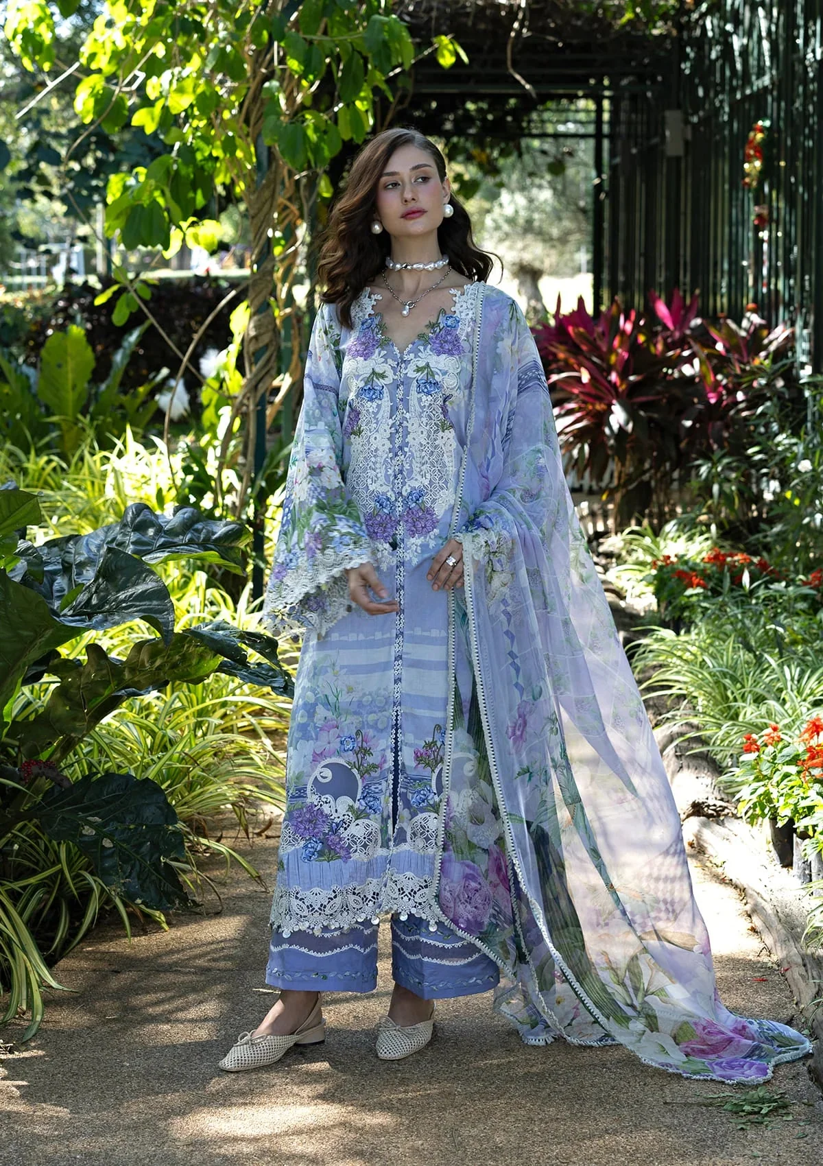 SIGNATURE - EMBROIDERED PRINTS COLLECTION - Image 6