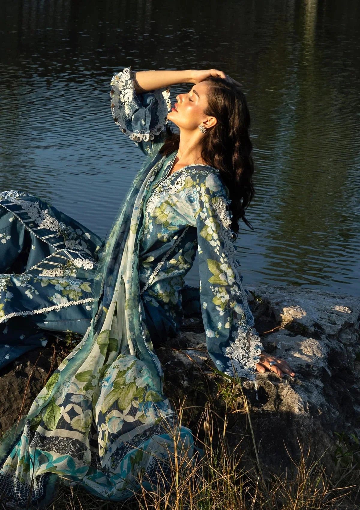 SIGNATURE - EMBROIDERED PRINTS COLLECTION - Image 7
