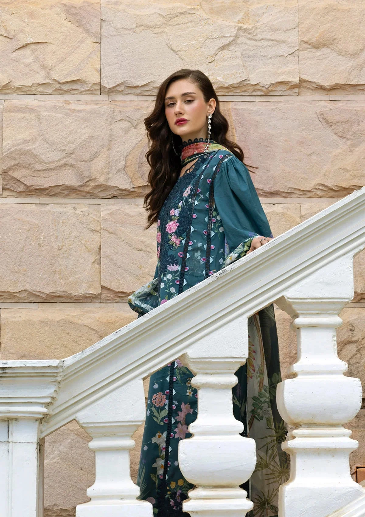 SIGNATURE - EMBROIDERED PRINTS COLLECTION - Image 4