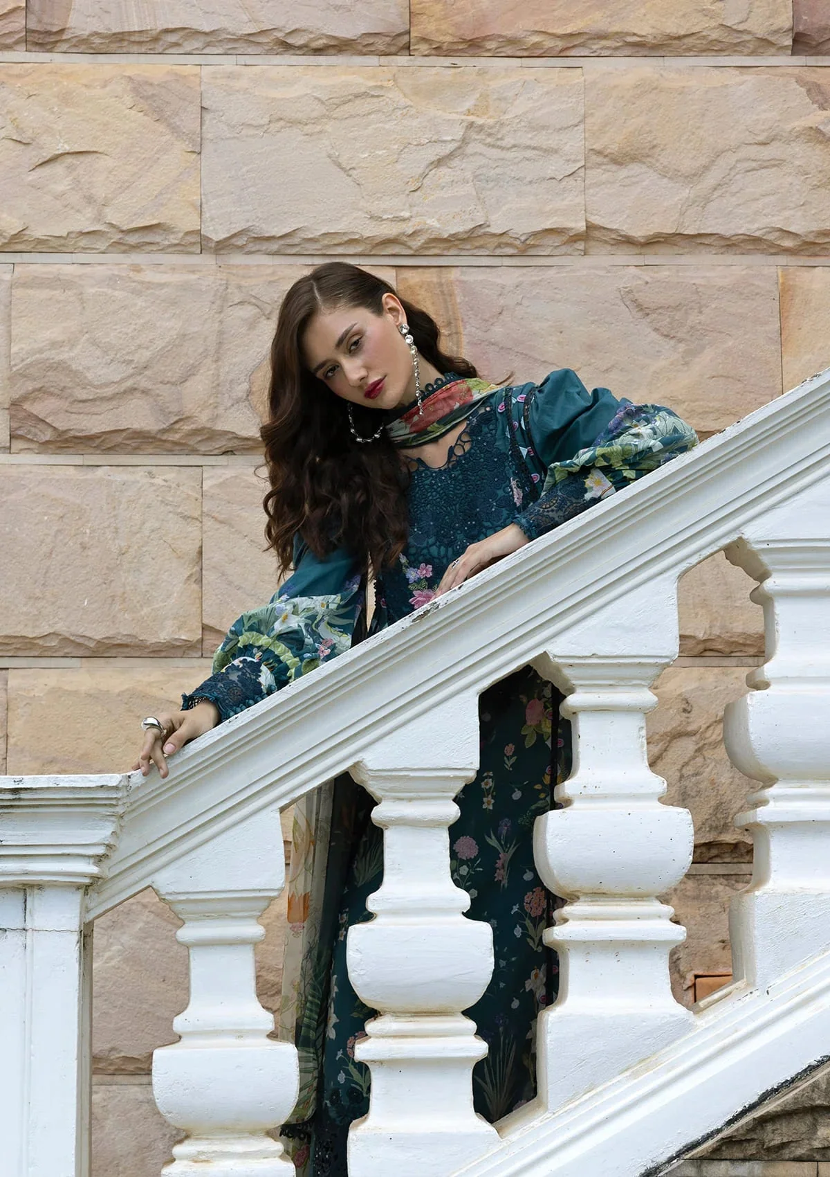 SIGNATURE - EMBROIDERED PRINTS COLLECTION - Image 5