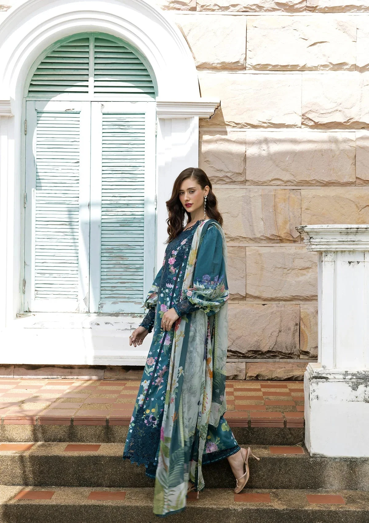 SIGNATURE - EMBROIDERED PRINTS COLLECTION - Image 6