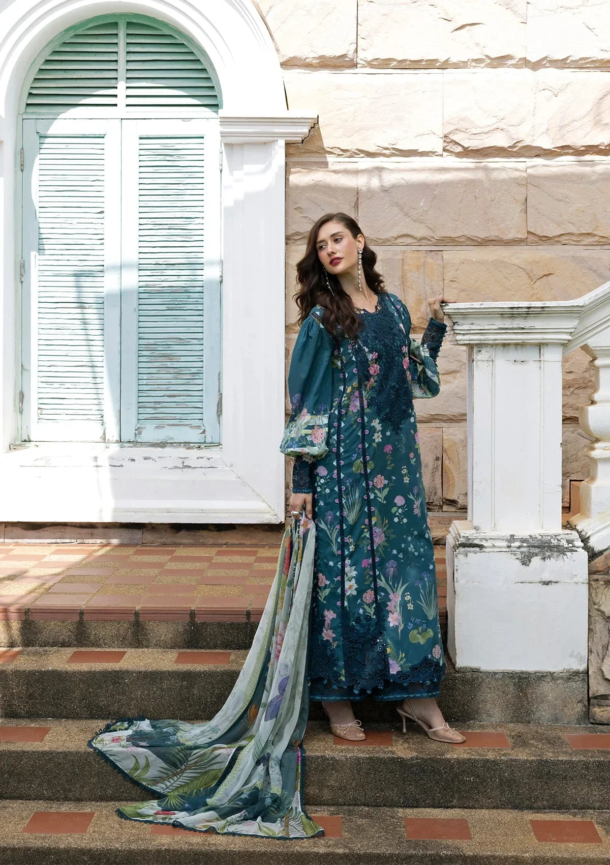 SIGNATURE - EMBROIDERED PRINTS COLLECTION - Image 8