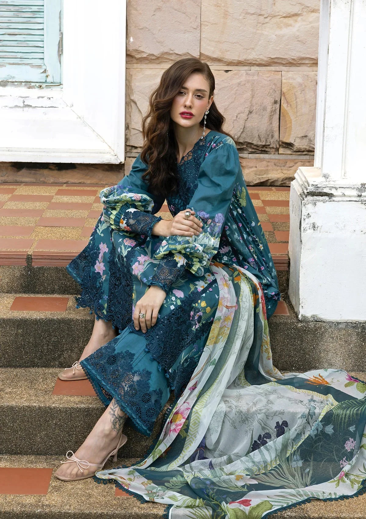 SIGNATURE - EMBROIDERED PRINTS COLLECTION - Image 9