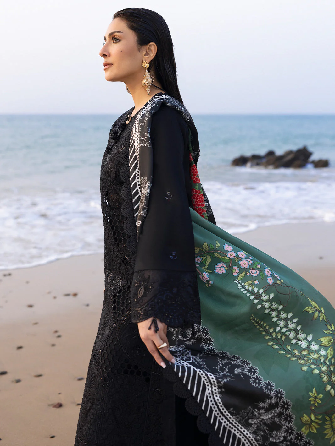 Sirene Luxury Lawn - Image 9
