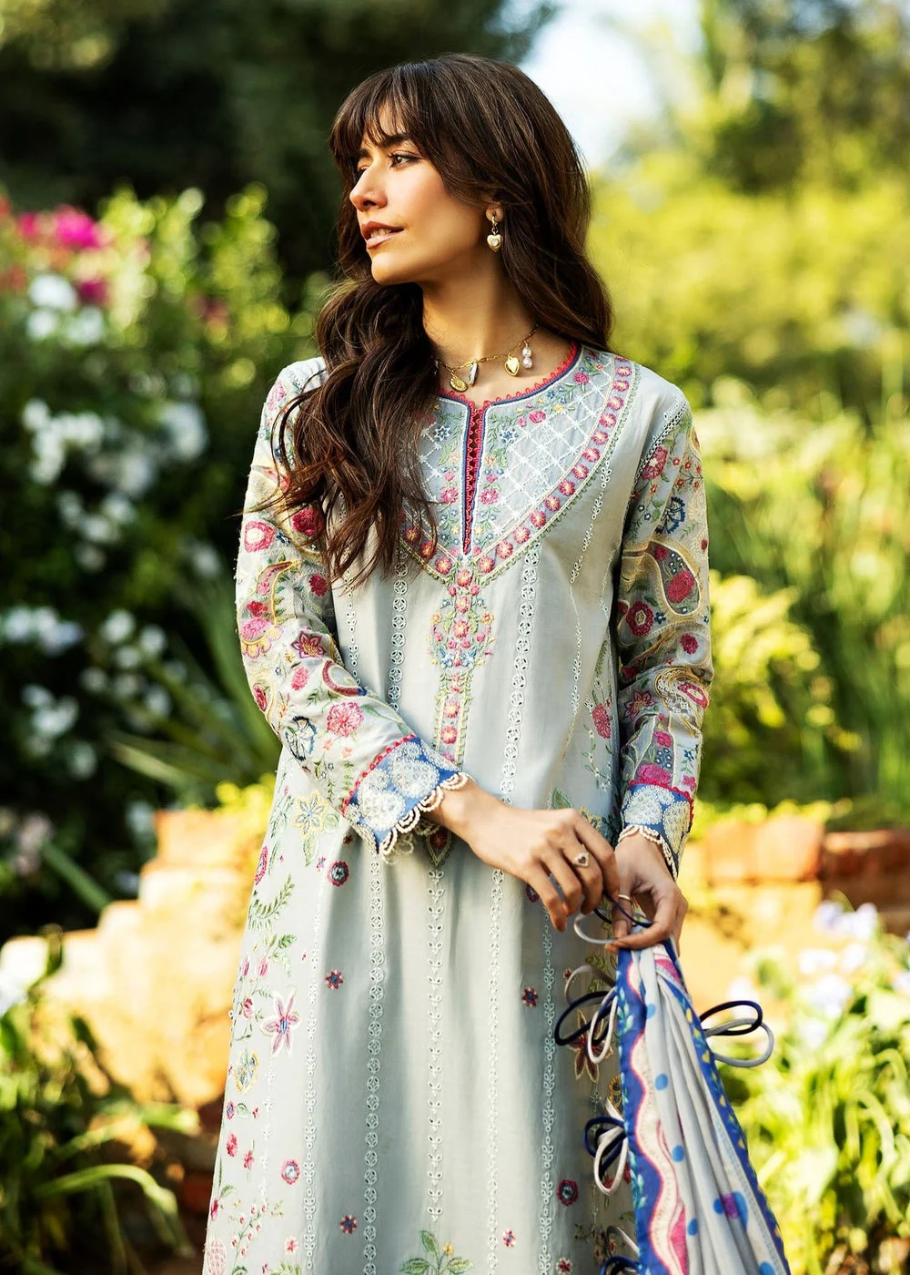 Sirra Luxury Lawn - Image 3