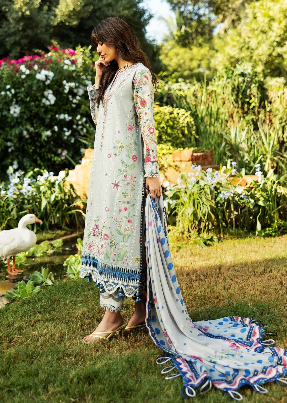 Sirra Luxury Lawn - Image 4