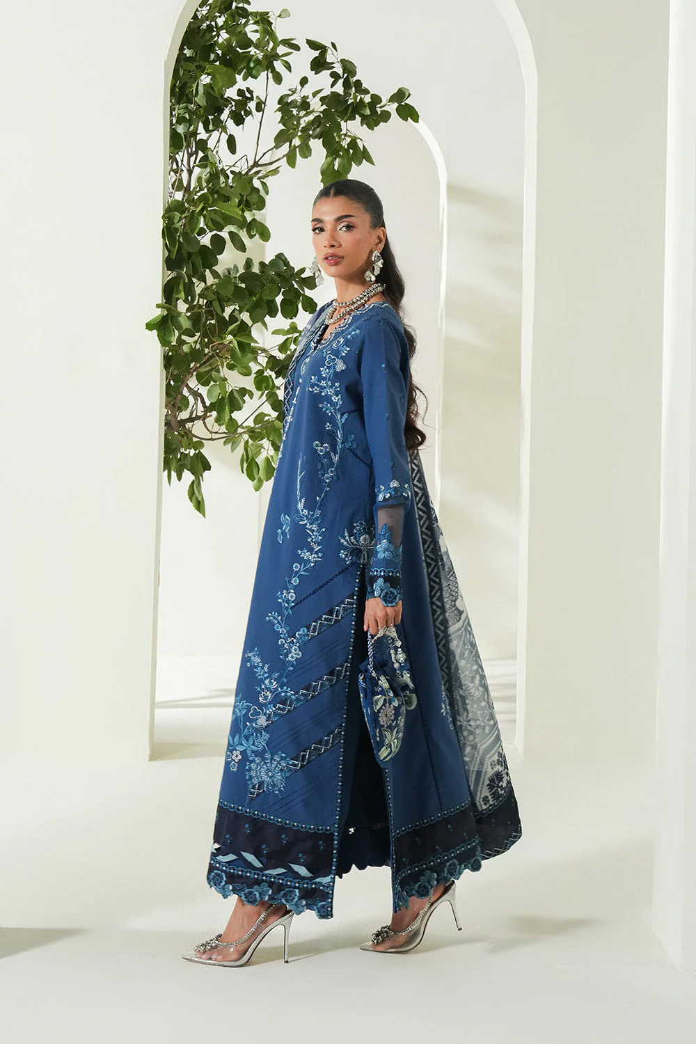Soiree Lawn 3-Piece Suit - Image 3