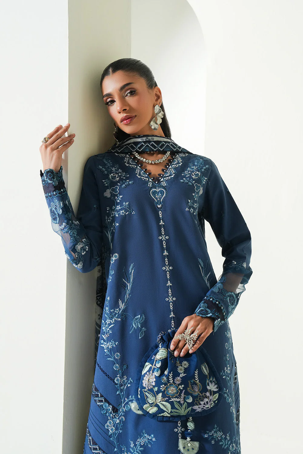 Soiree Lawn 3-Piece Suit - Image 4