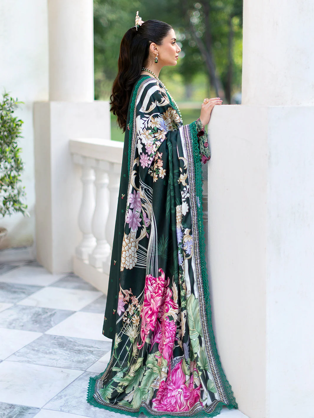 Sophie Luxury Lawn - Image 3