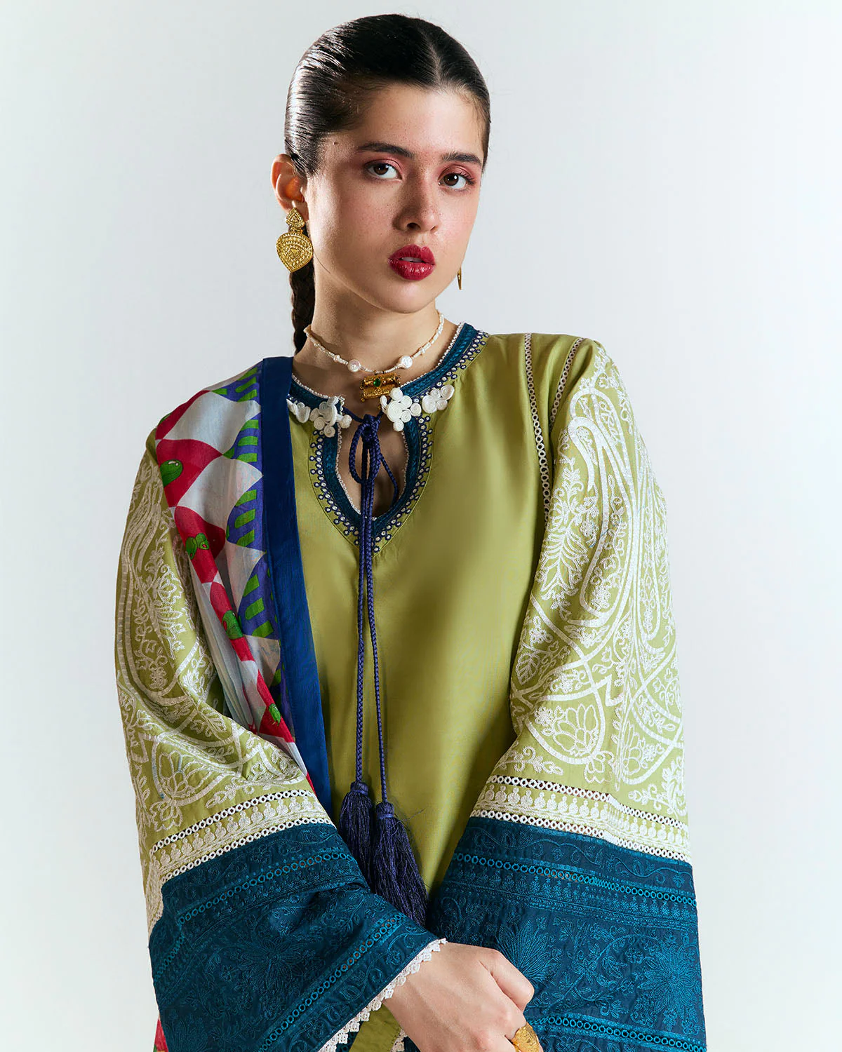 Spring Summer Collections - Image 5