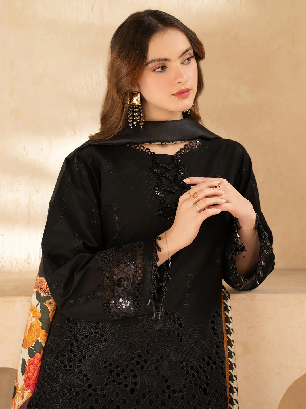 Stella Embroidered Lawn 3 Piece - Image 6