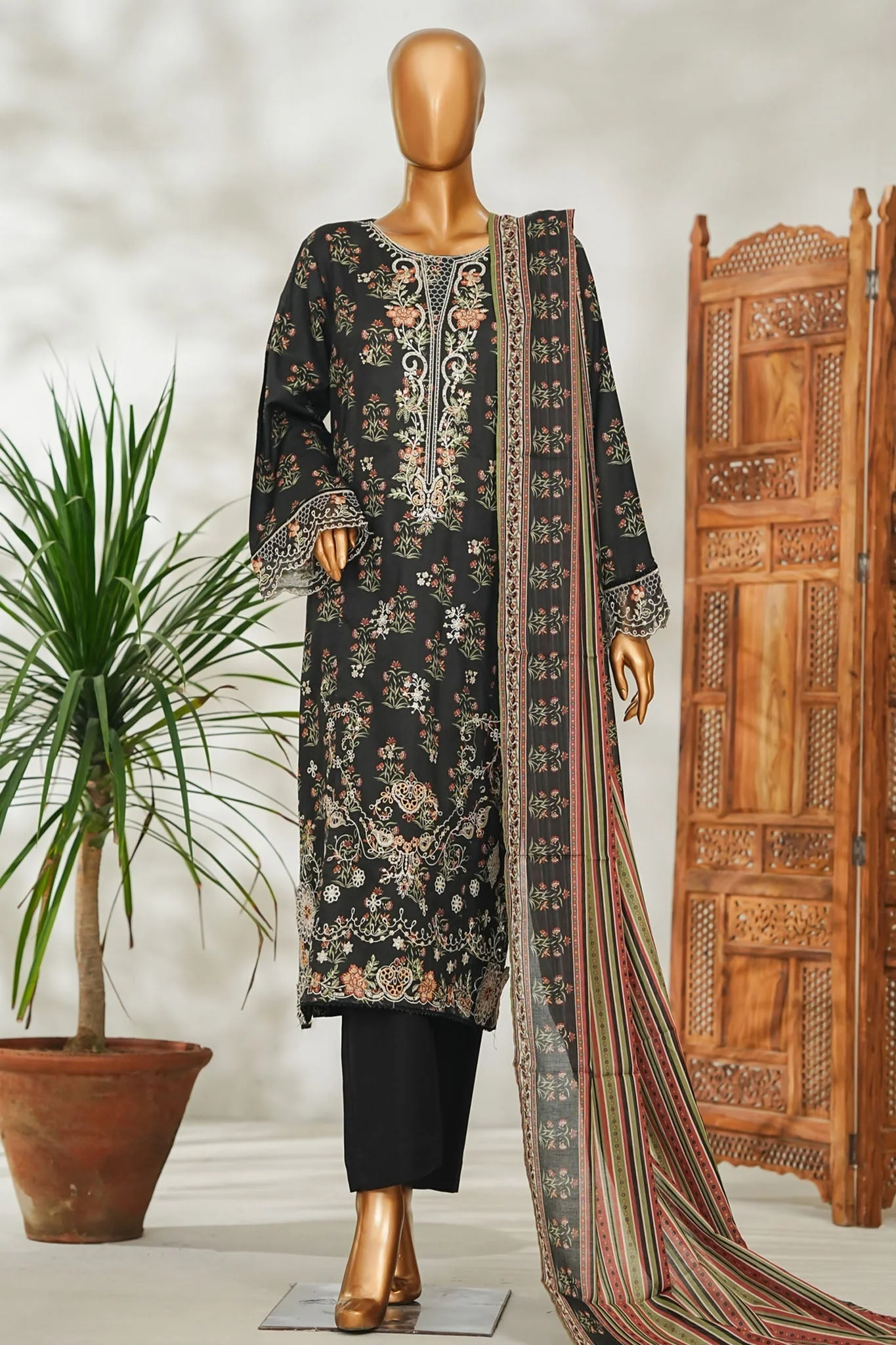 Stitched 3 Piece Exclusive Emb Lawn