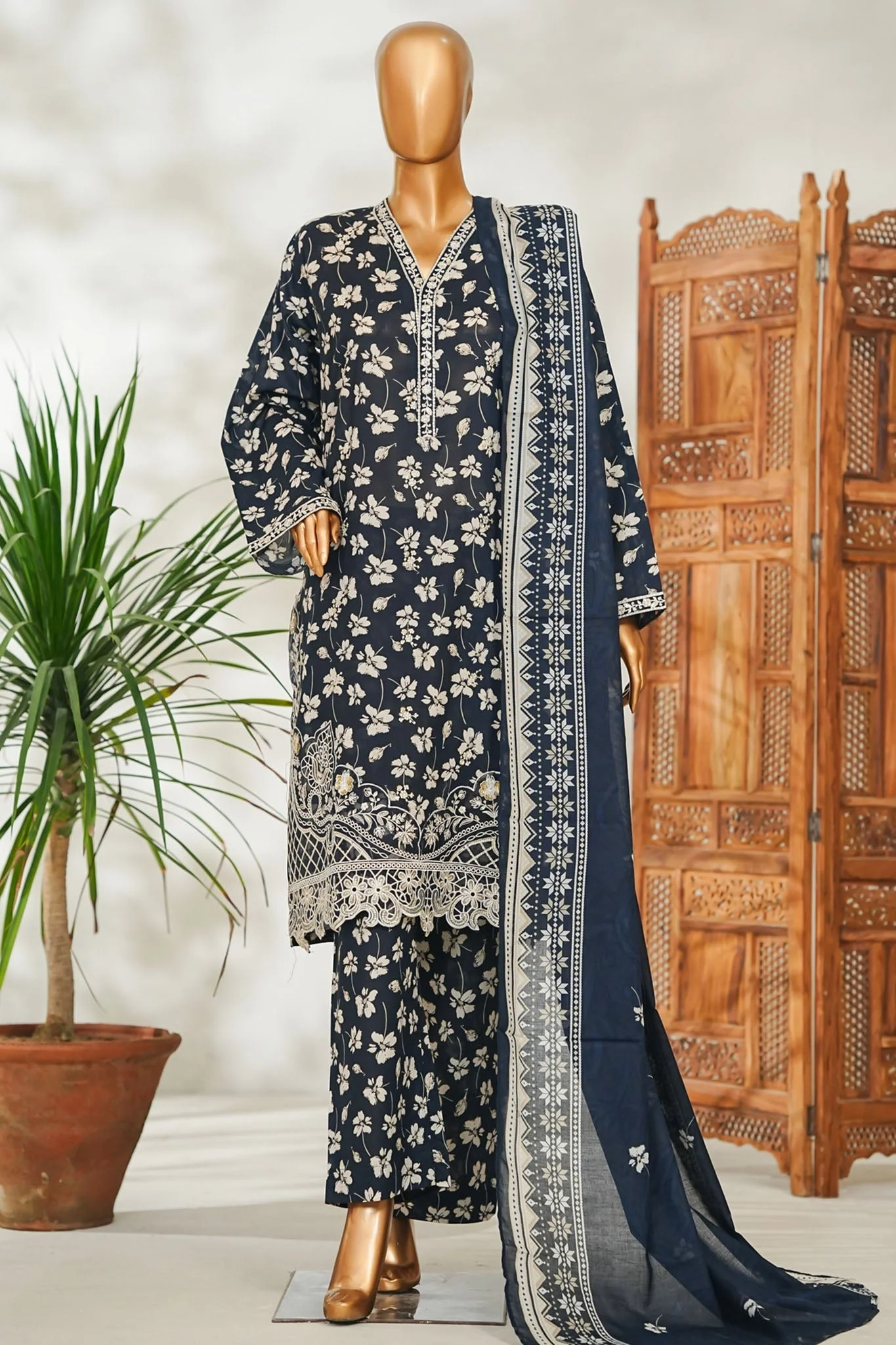 Stitched 3 Piece Exclusive Emb Lawn