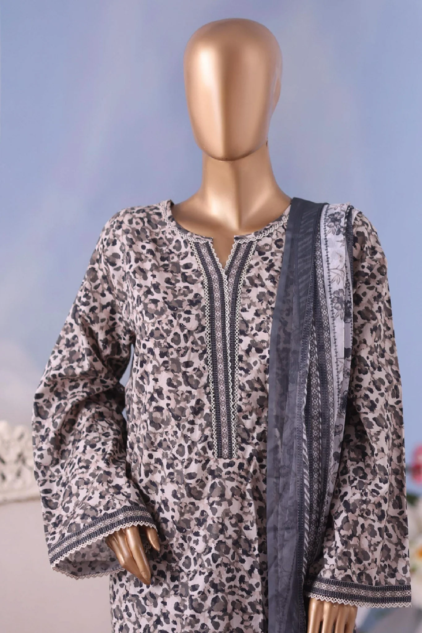 Stitched 3 Piece Exclusive Printed - Image 3