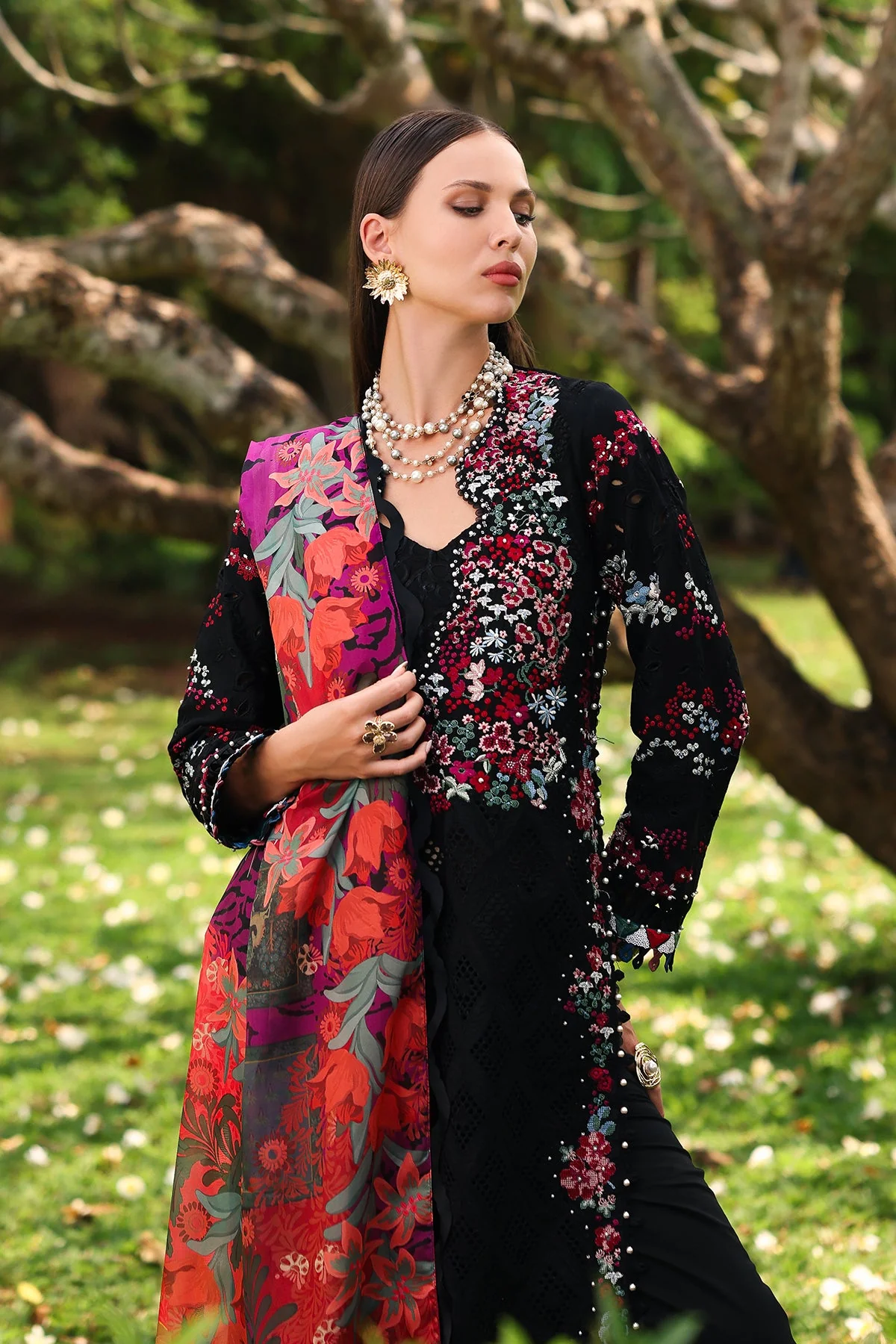 Summer Lawn - Image 5