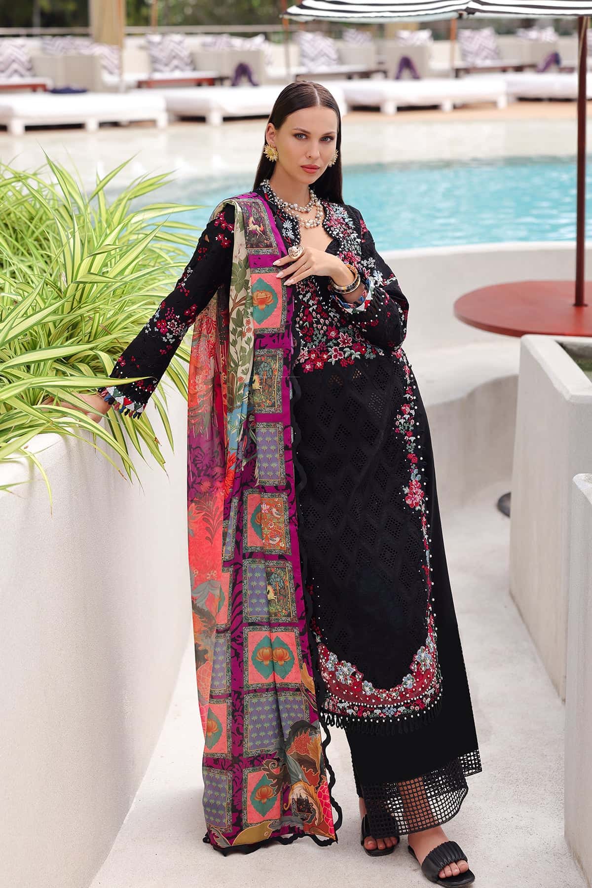 Summer Lawn - Image 6