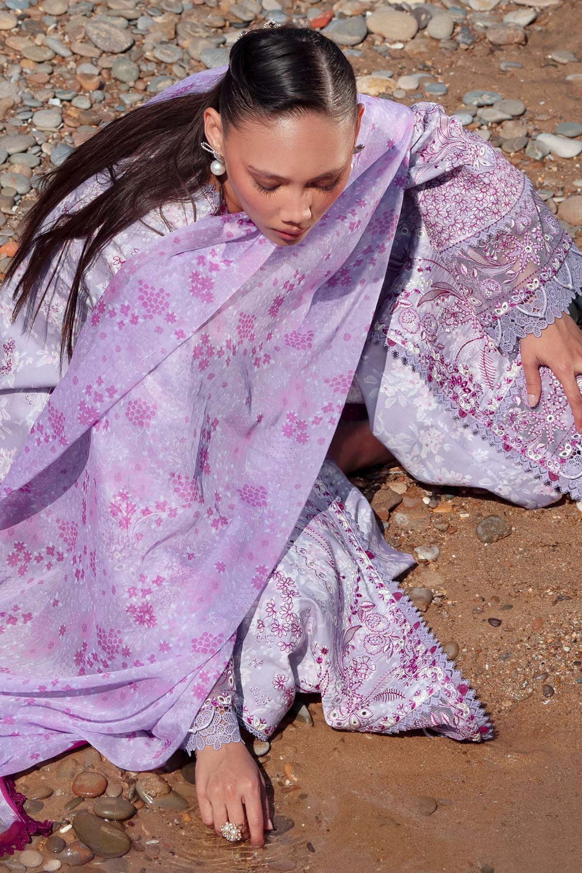 SUMMER LAWNKARI - Image 4