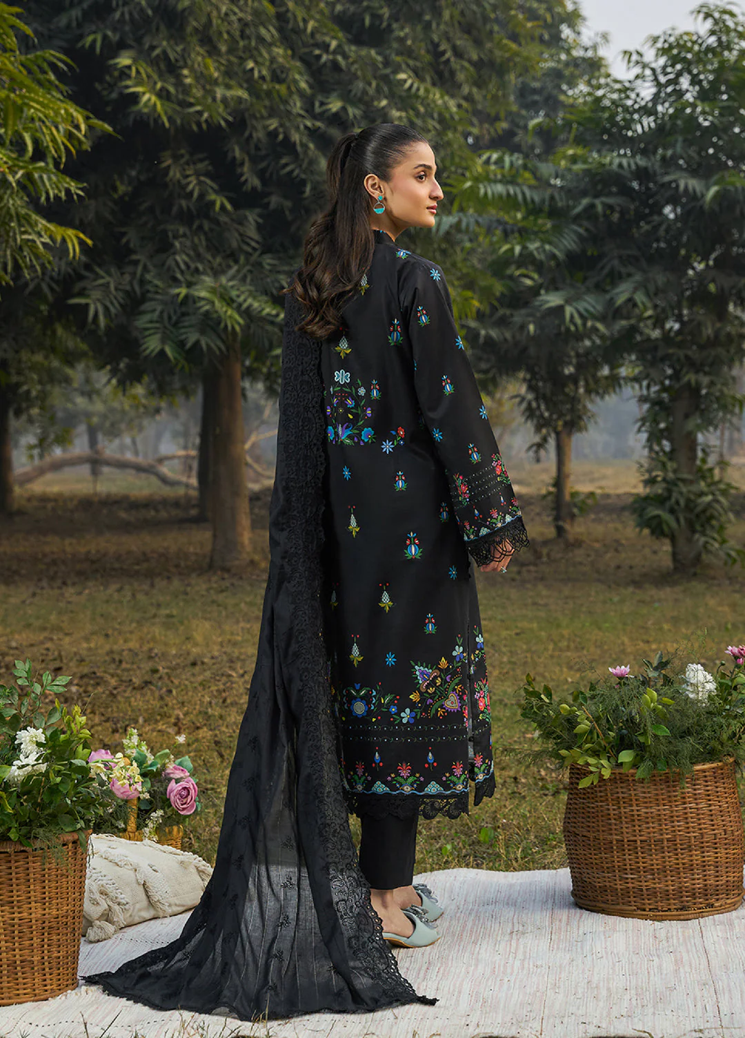 Summer Prints Lawn - Image 2