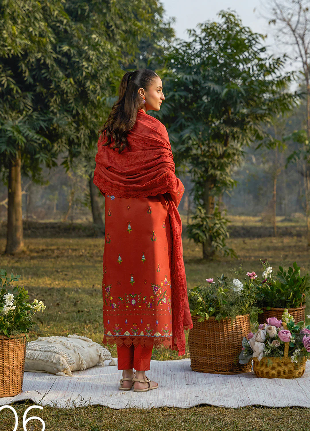 Summer Prints Lawn - Image 2