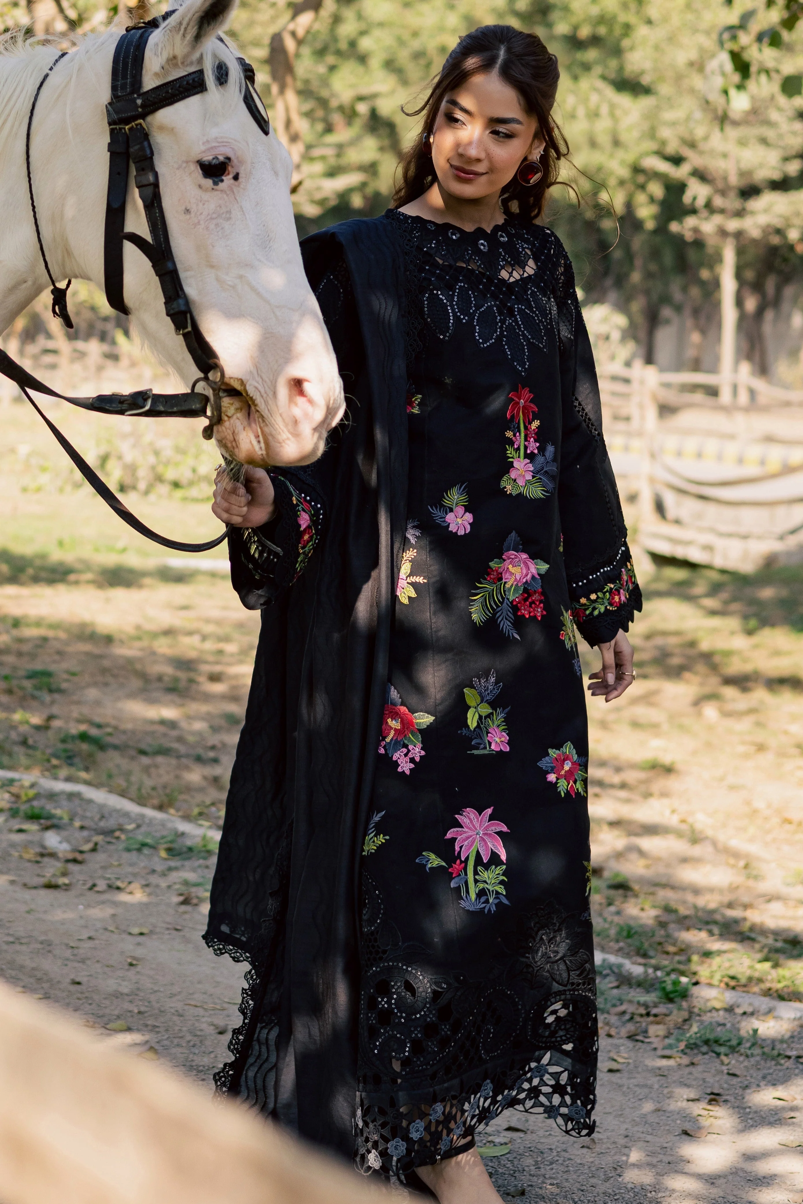 Summer Queen Vol 2 - Image 9