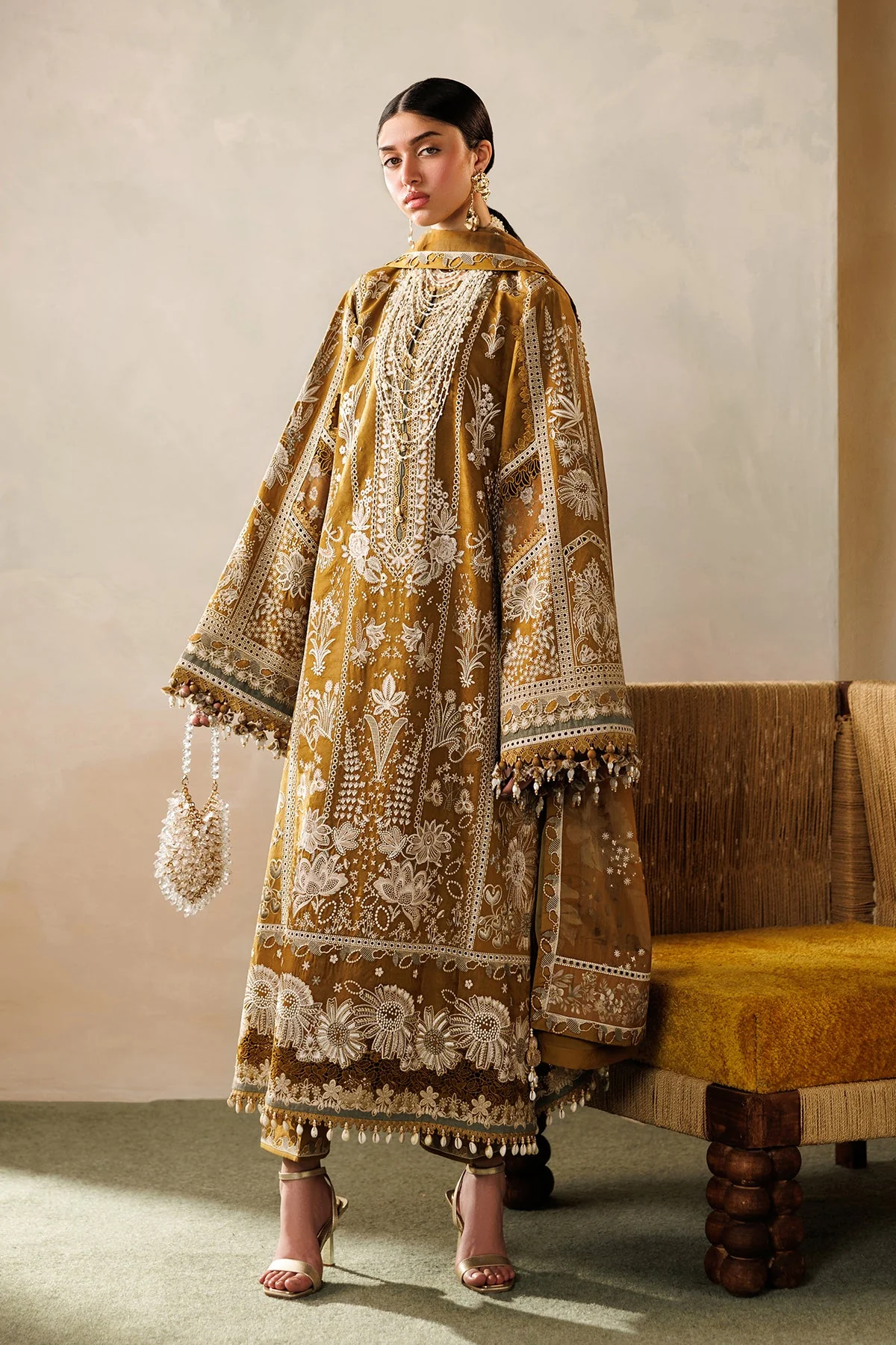 UNSTITCHED EMBROIDERED LAWN - Image 4