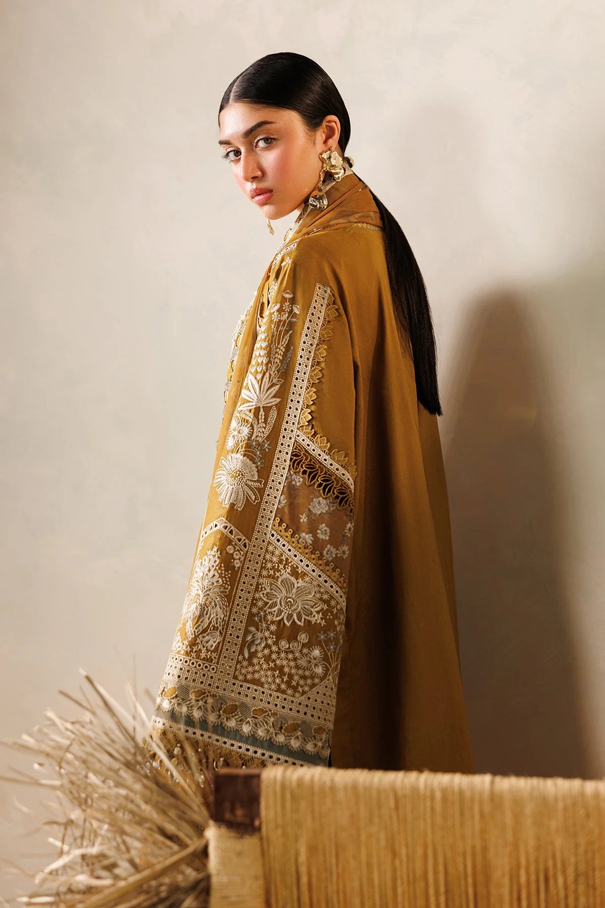 UNSTITCHED EMBROIDERED LAWN - Image 8