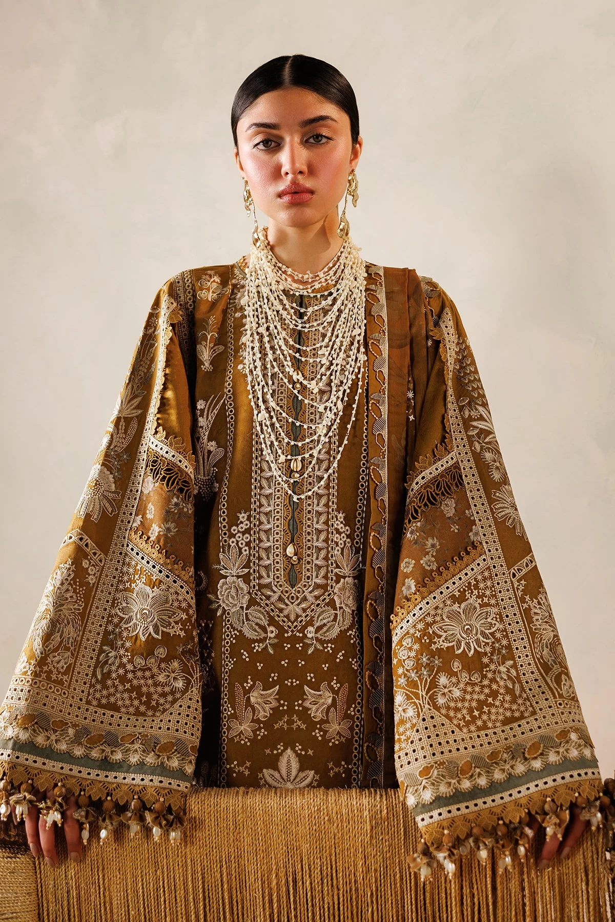 UNSTITCHED EMBROIDERED LAWN - Image 9