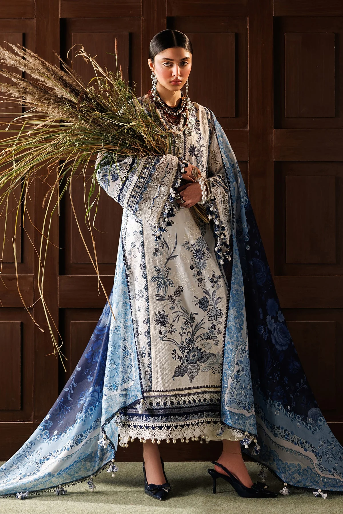 UNSTITCHED EMBROIDERED LAWN - Image 3