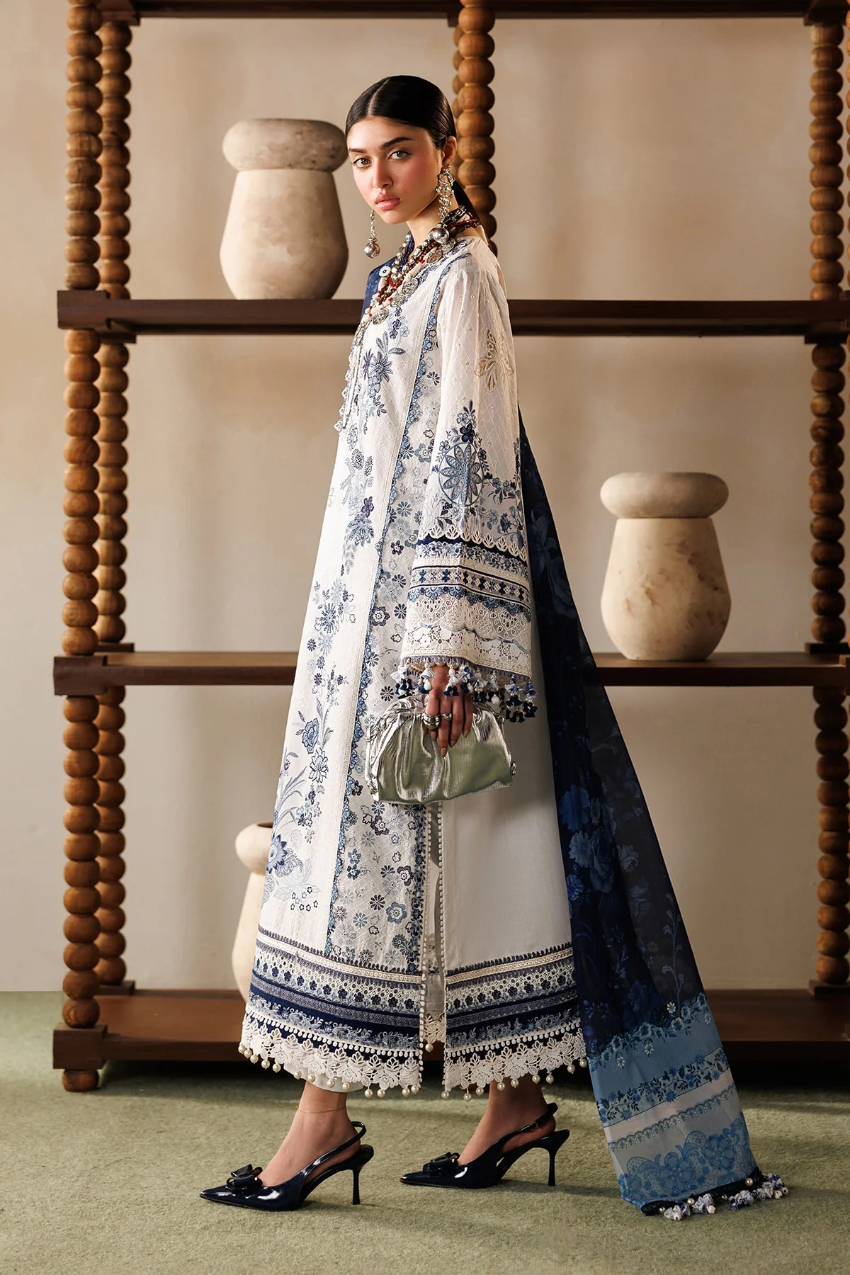 UNSTITCHED EMBROIDERED LAWN - Image 5