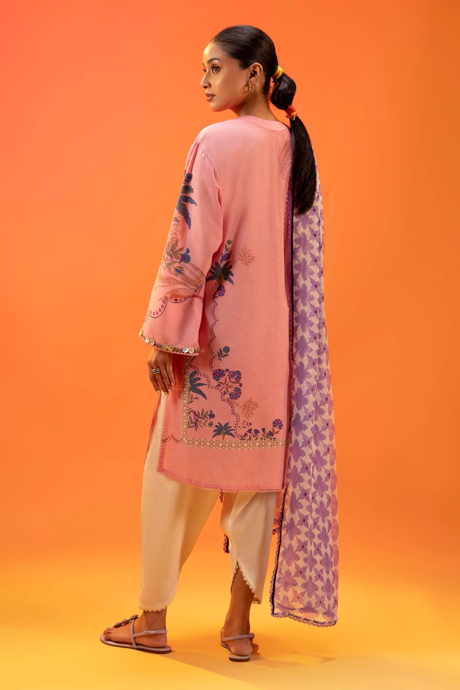 Unstitched Lawn 2 Piece Suit - Image 2