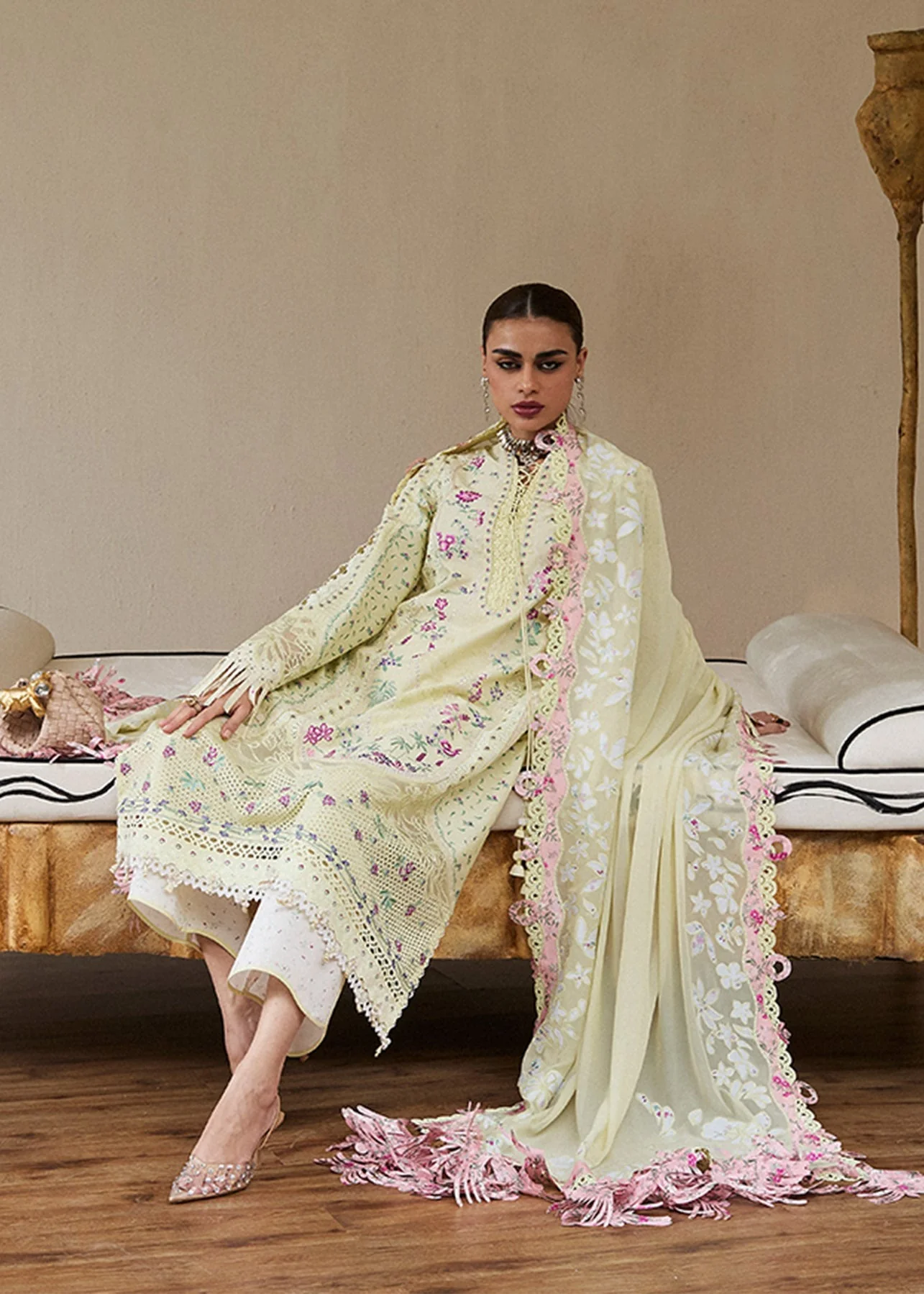 Unstitched Lawn - Image 4
