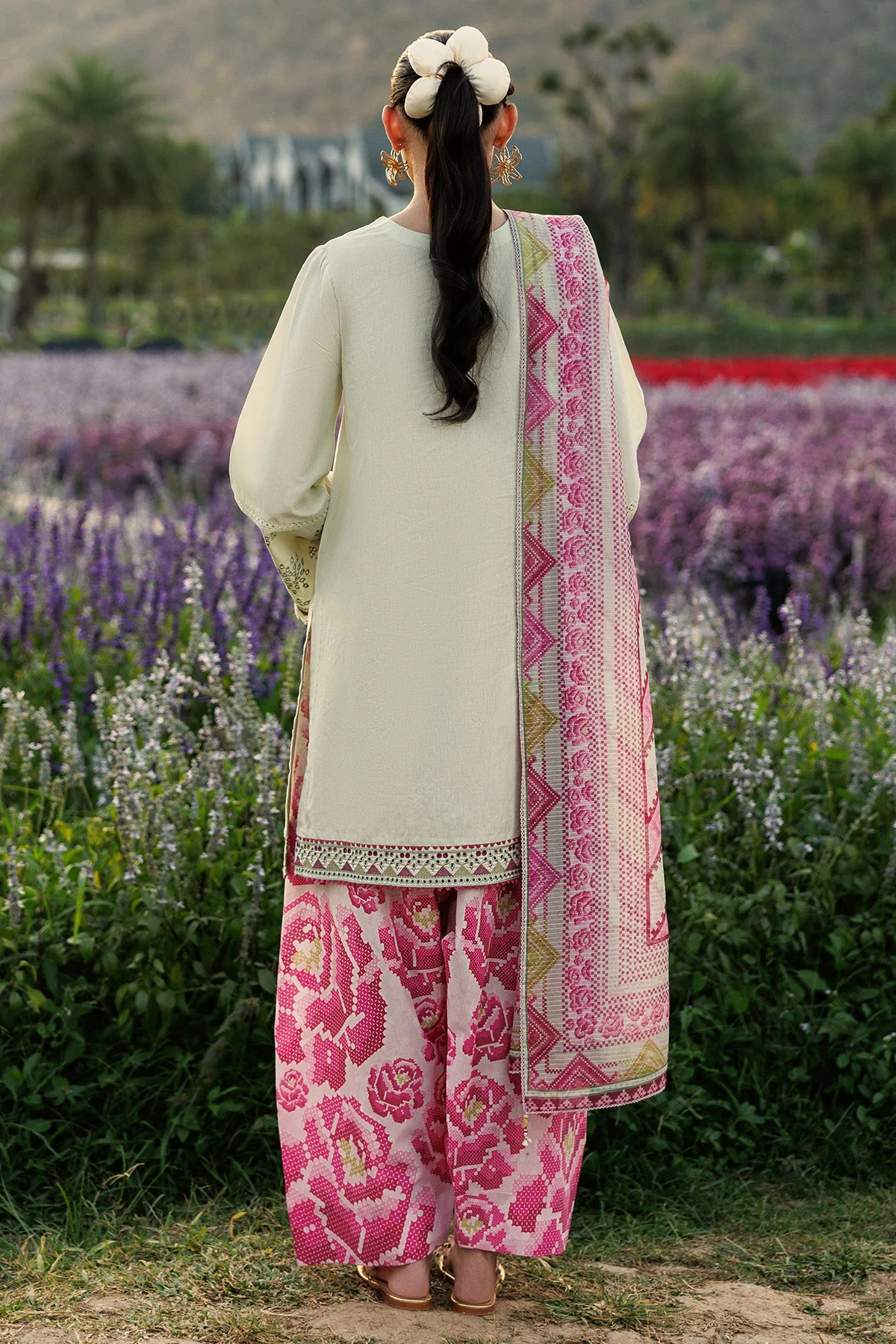 Unstitched Summer EMBROIDERED LAWN - Image 2