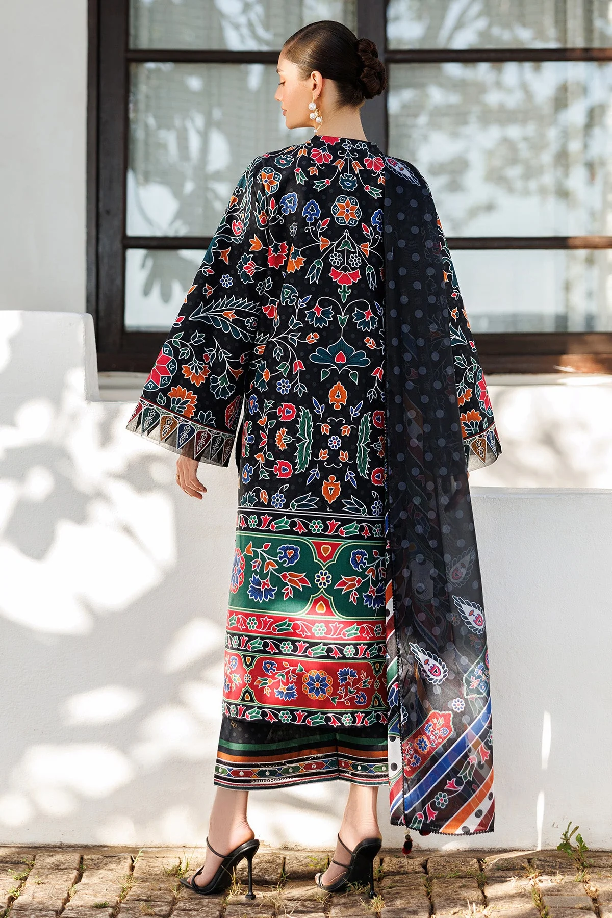 Unstitched Summer EMBROIDERED LAWN - Image 2